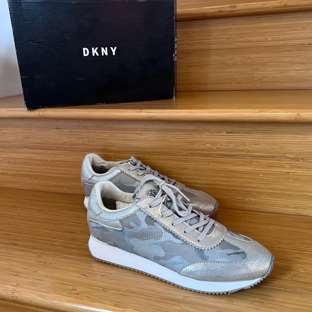 DKNY women’s silver sneakers
